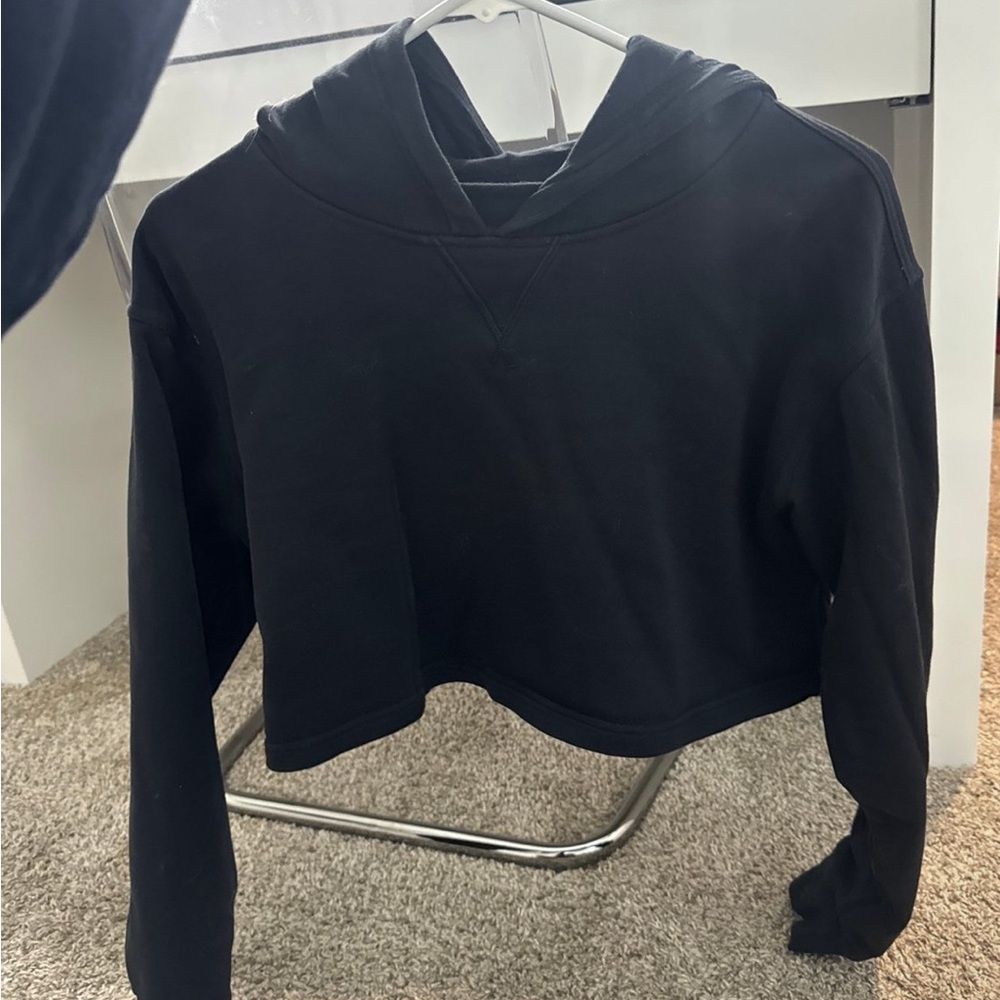 Black Cropped Hoodie